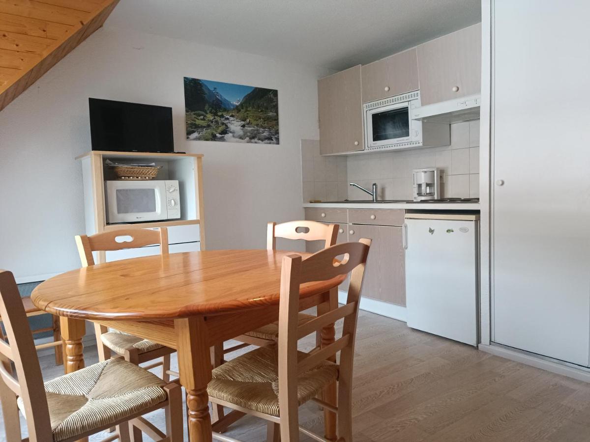 Joli T2 Avec Alcove Wifi 4 Pers Linge De Maison Inclus Cauterets Exterior photo